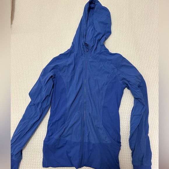 Lululemon In Flux Reversible Jacket - Blue - Picture 3 of 4